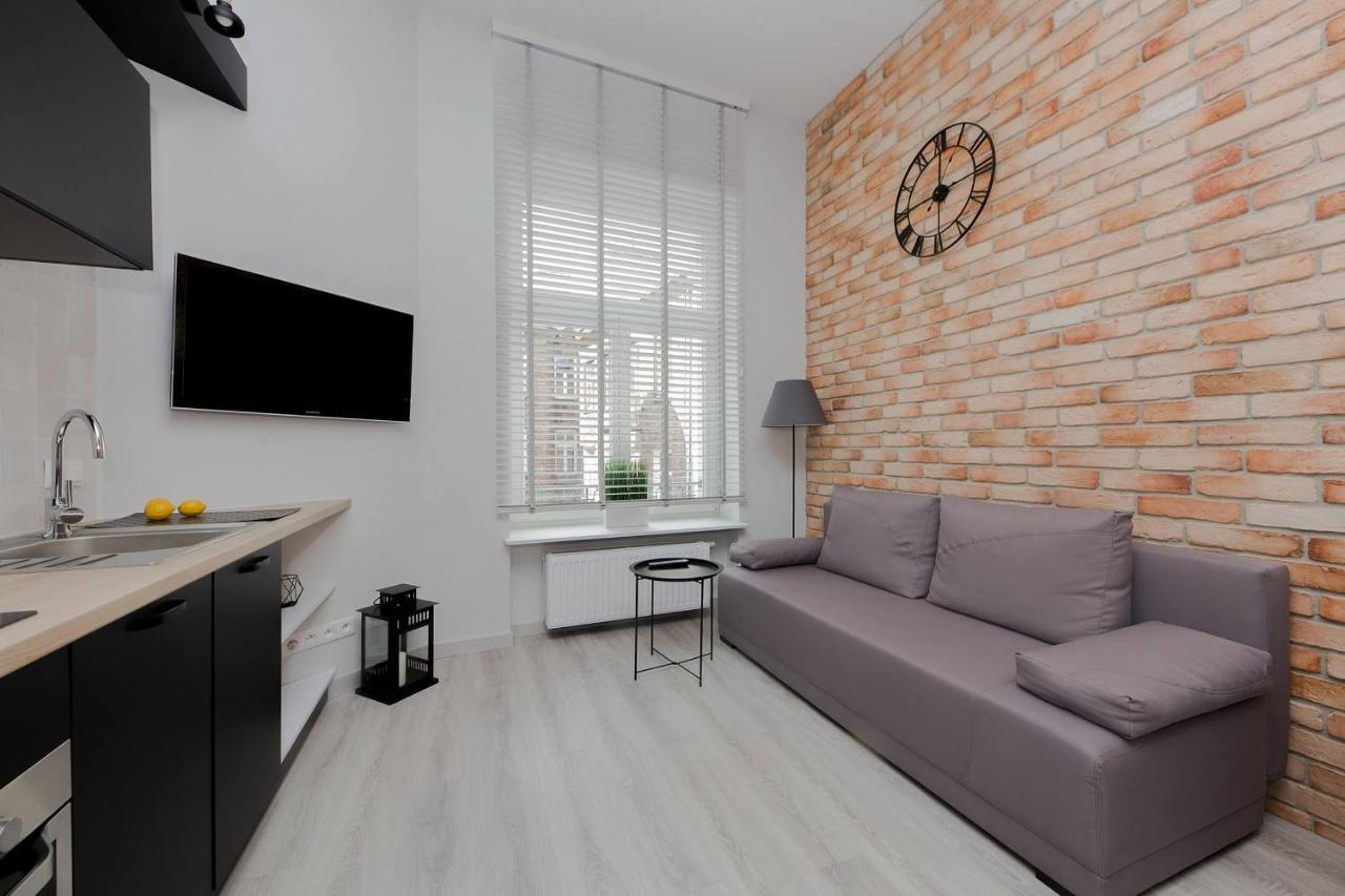 4 Eco Apart Chateau Jagiellonska 22 Warszawa Old Town ภายนอก รูปภาพ