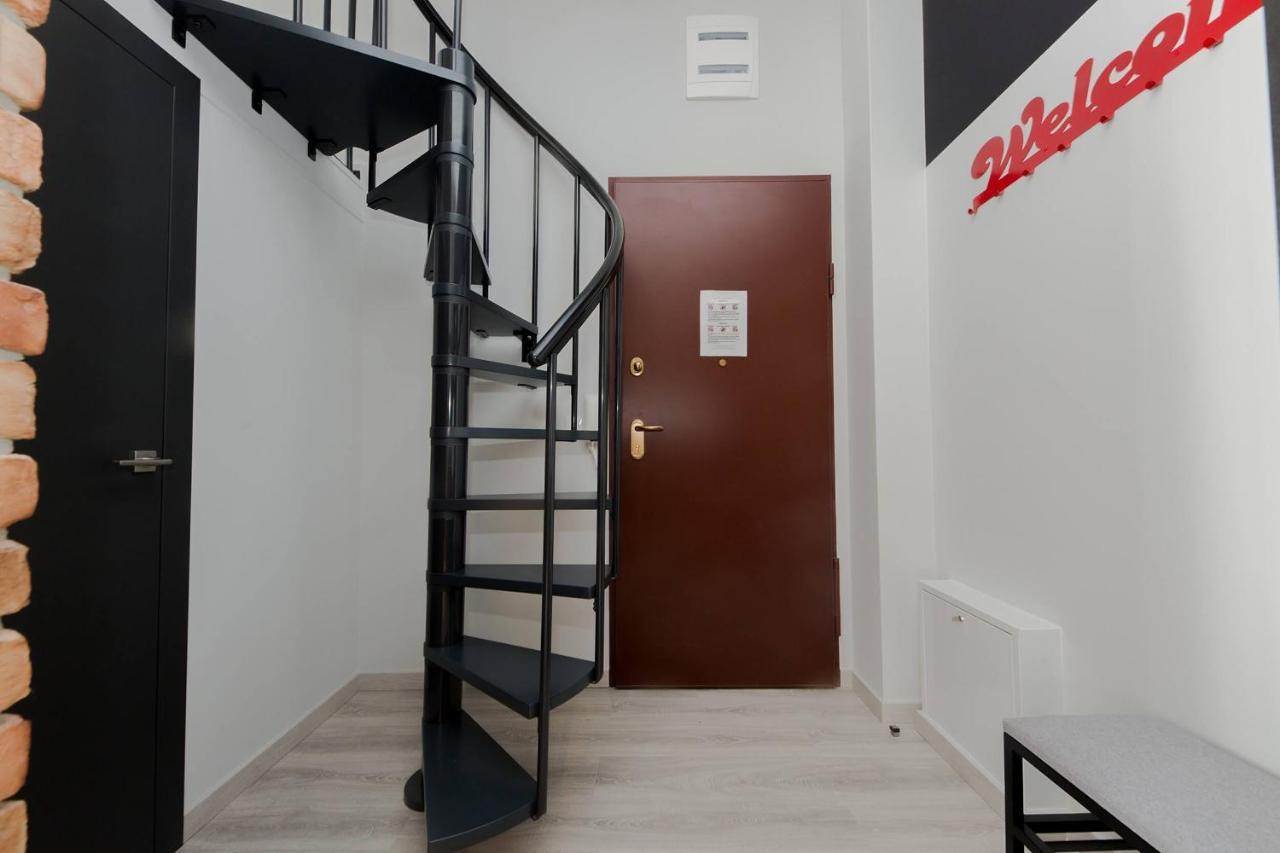 4 Eco Apart Chateau Jagiellonska 22 Warszawa Old Town ภายนอก รูปภาพ
